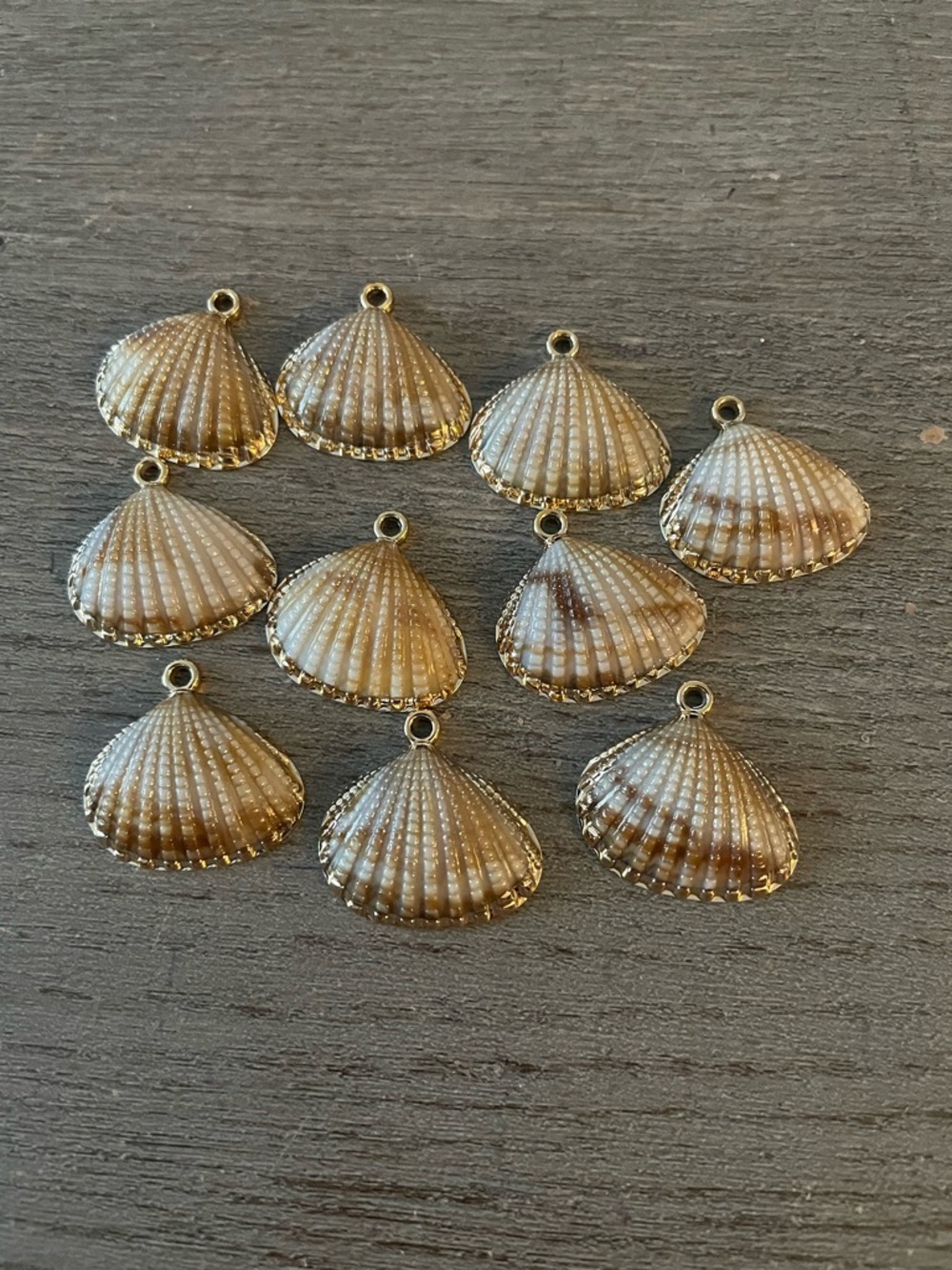 Acrylic Seashell Charm Pendants in Gold and Cream - Set of 10